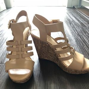 Jessica Simpson Wedges